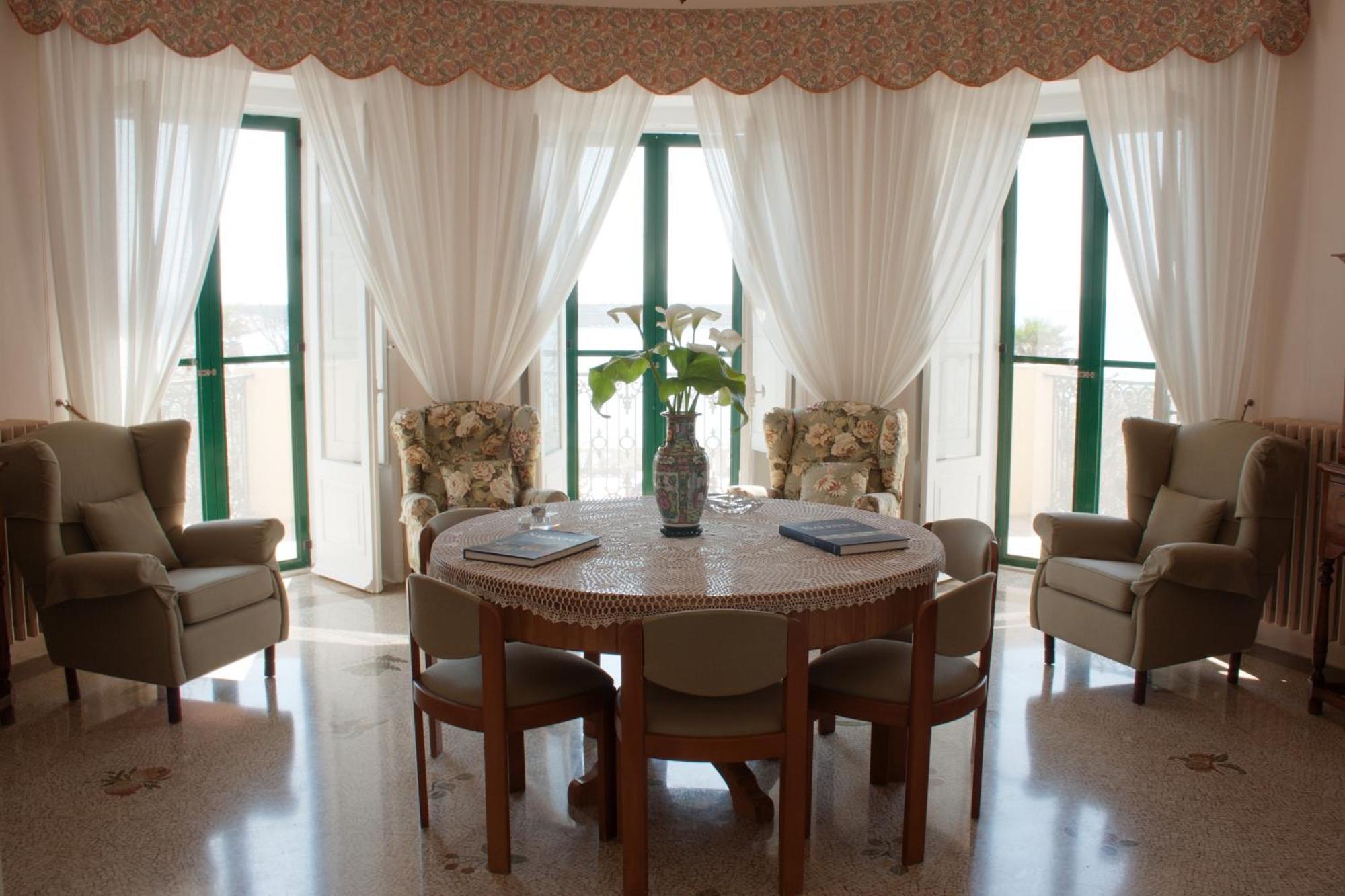 Villa La Meridiana - Caroli Hotels Santa Maria di Leuca ภายนอก รูปภาพ