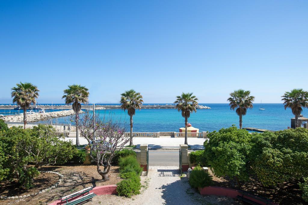 Villa La Meridiana - Caroli Hotels Santa Maria di Leuca ภายนอก รูปภาพ